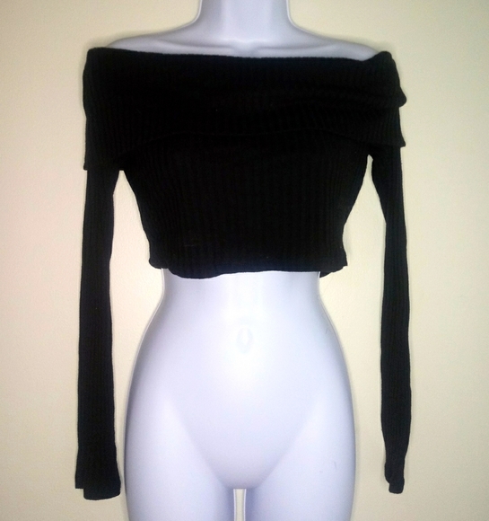 Forever 21 off the shoulder long sleeve crop top - Picture 6 of 11